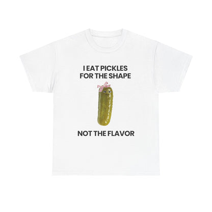 I eat Pickles | T-Shirt